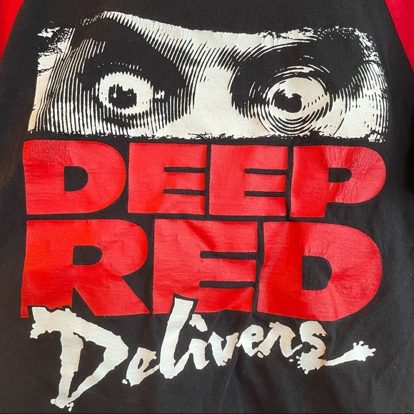 Deep Red Delivers Horror Magazine Tee - Picture 3 of 3